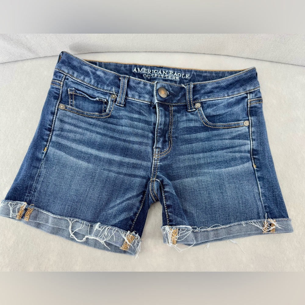 American Eagle Outfitters Women's Dark Blue Denim Shorts